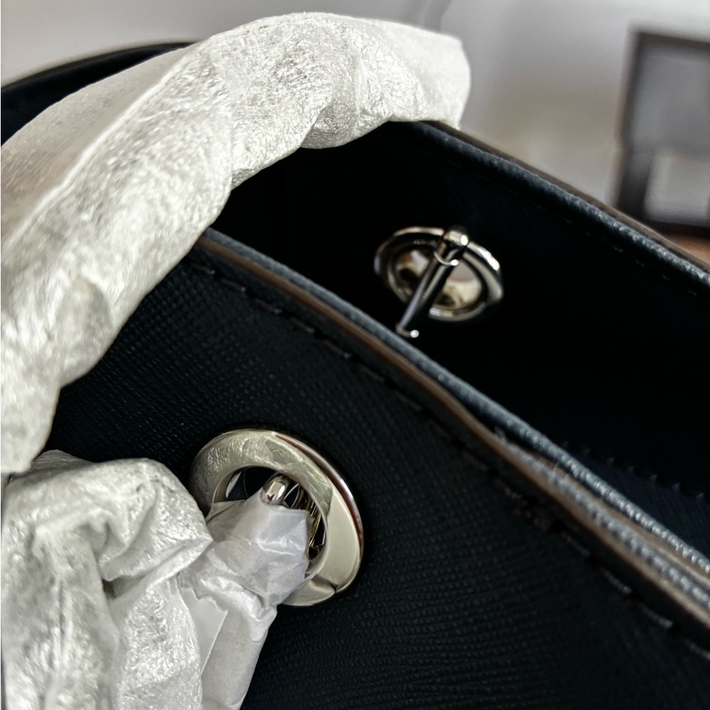 Michael Kors Dark Blue Tote Bag - Picture 6 of 8